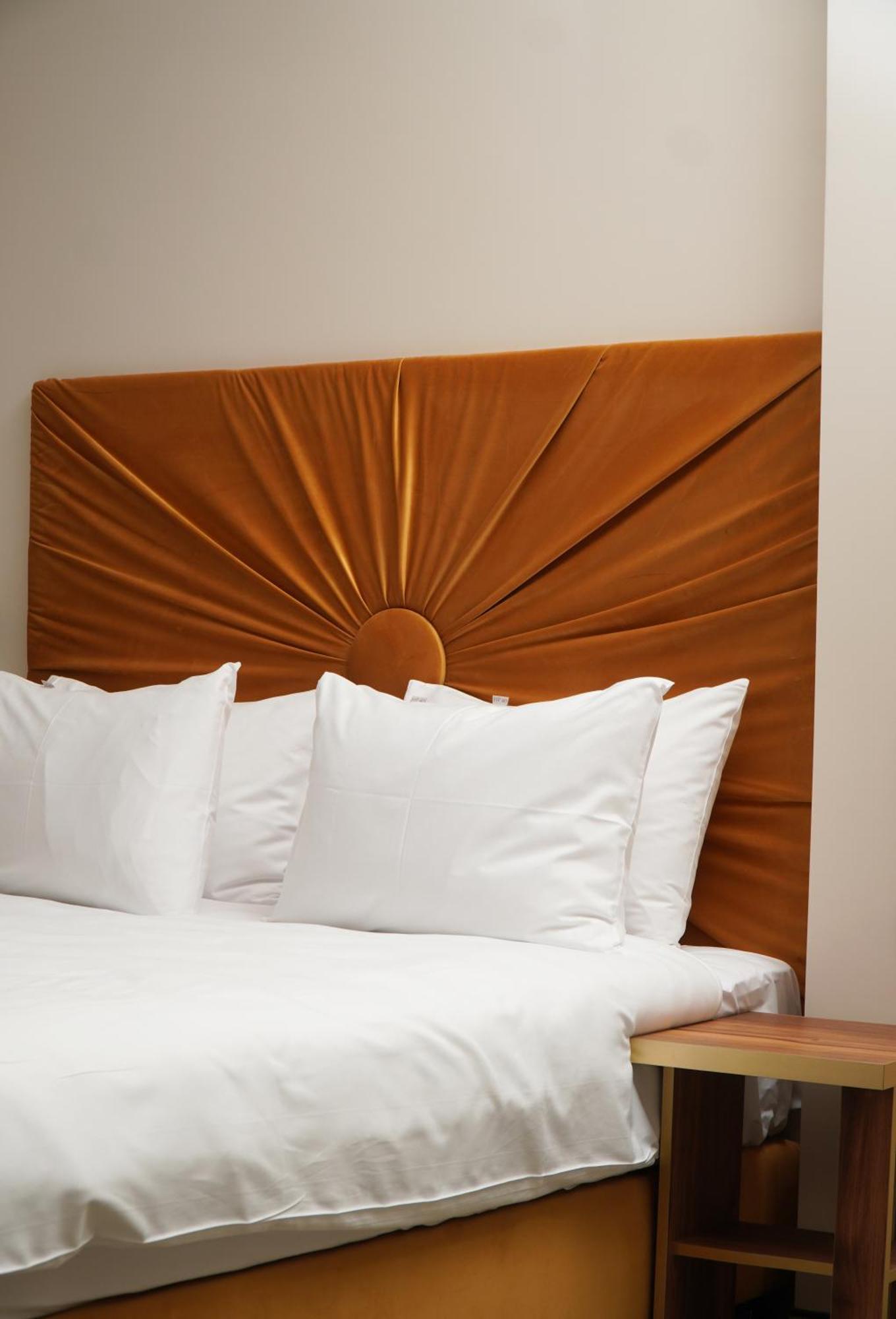 Hotel Pietryna Lodž Exteriér fotografie