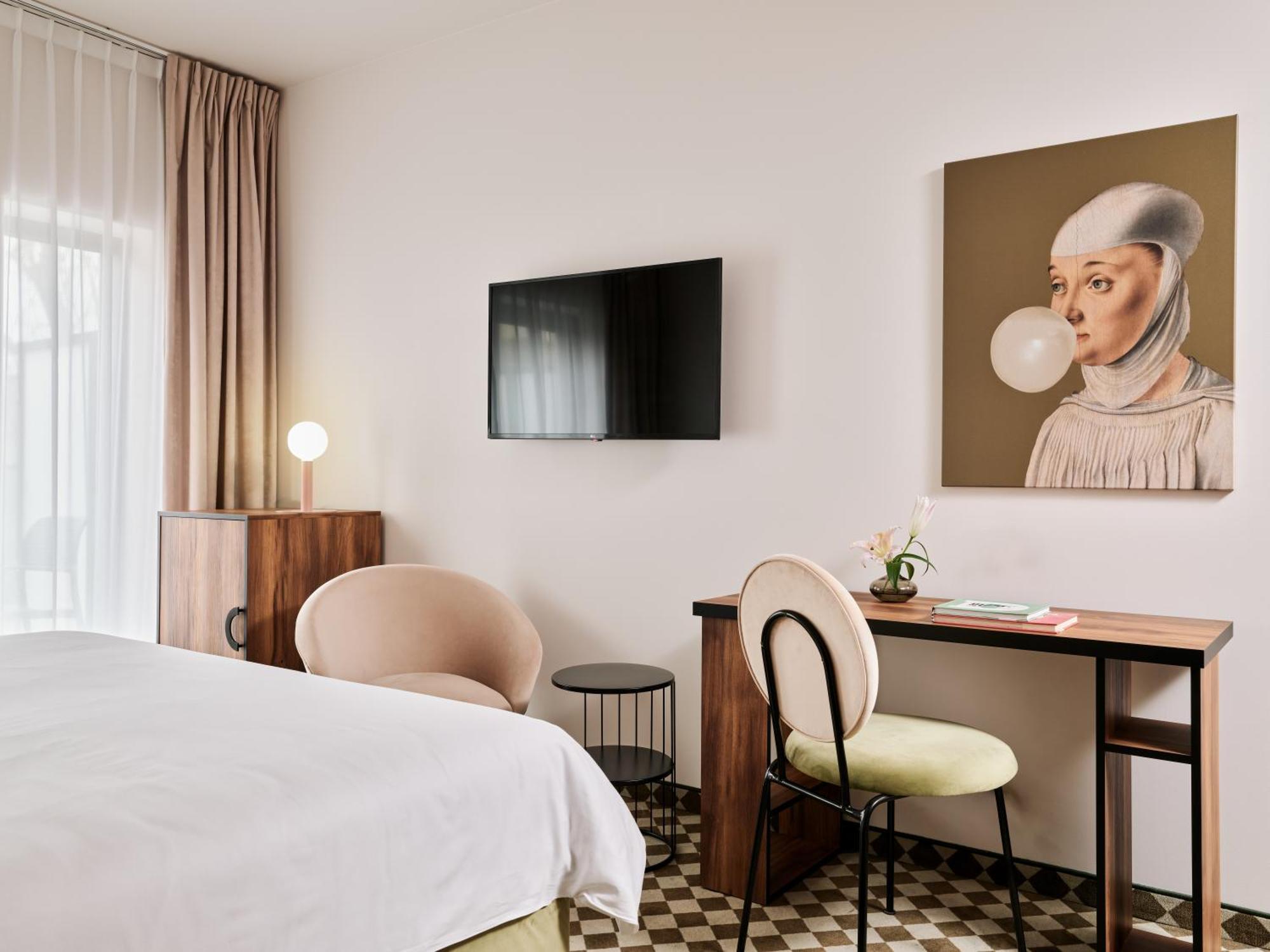 Hotel Pietryna Lodž Exteriér fotografie