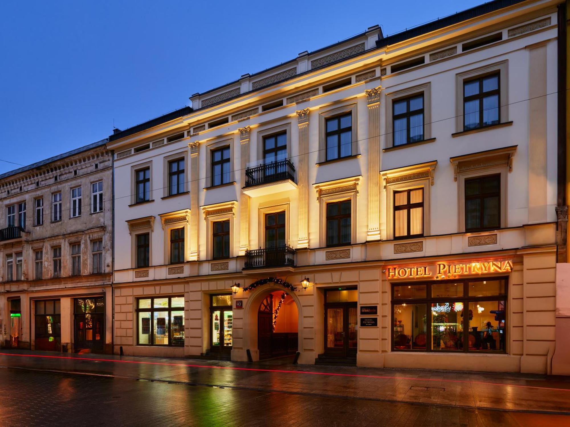 Hotel Pietryna Lodž Exteriér fotografie