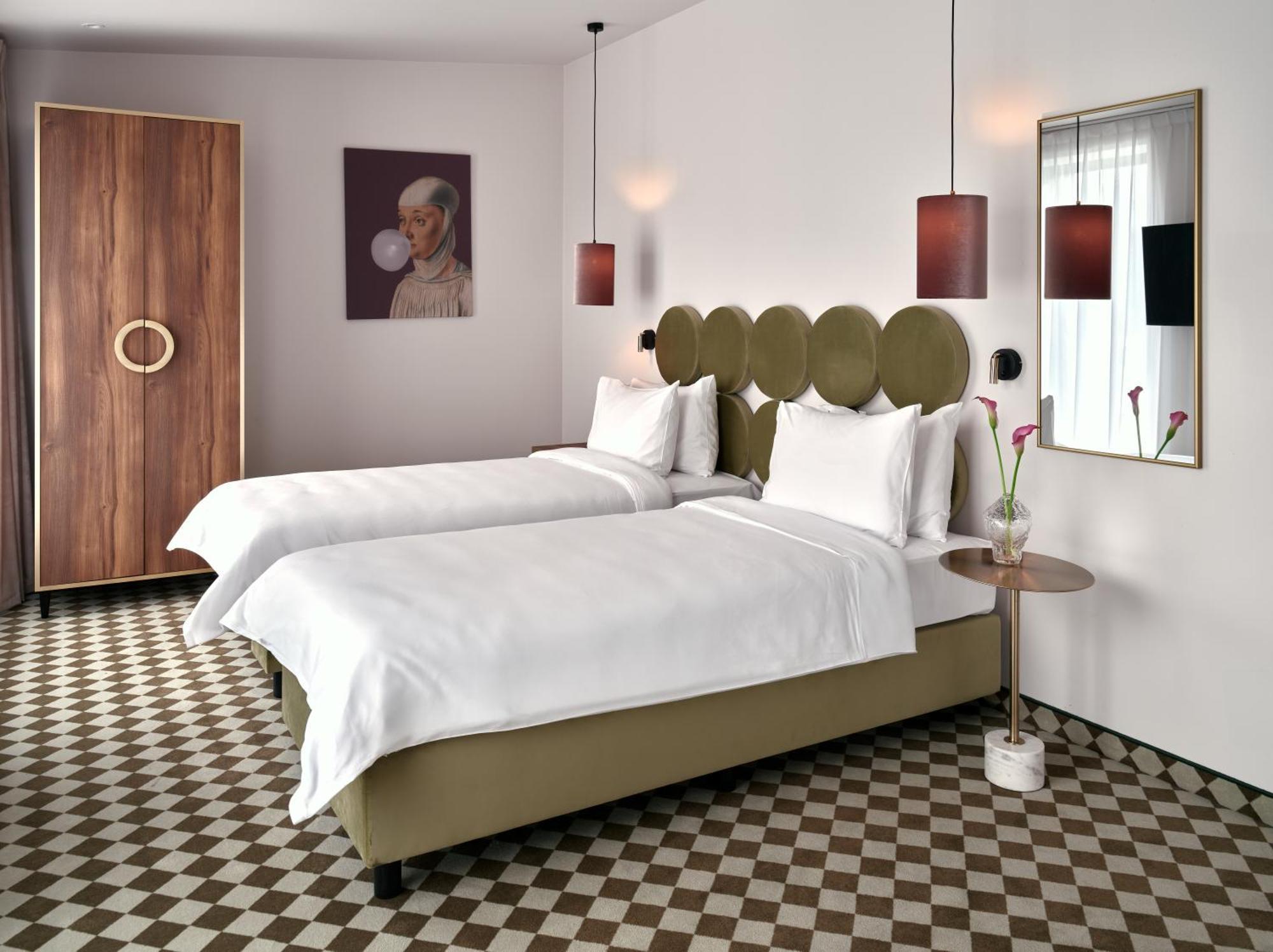 Hotel Pietryna Lodž Exteriér fotografie